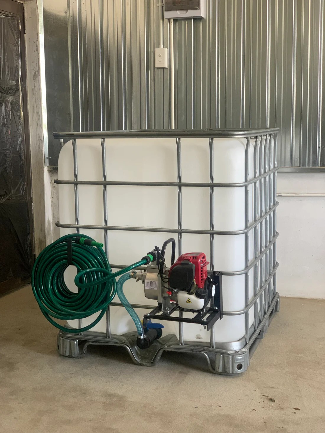 Water Bowser Petrol Pump - Image 2