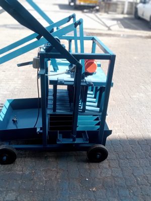 Electric Egg-Layer Paving Brick Making Machine